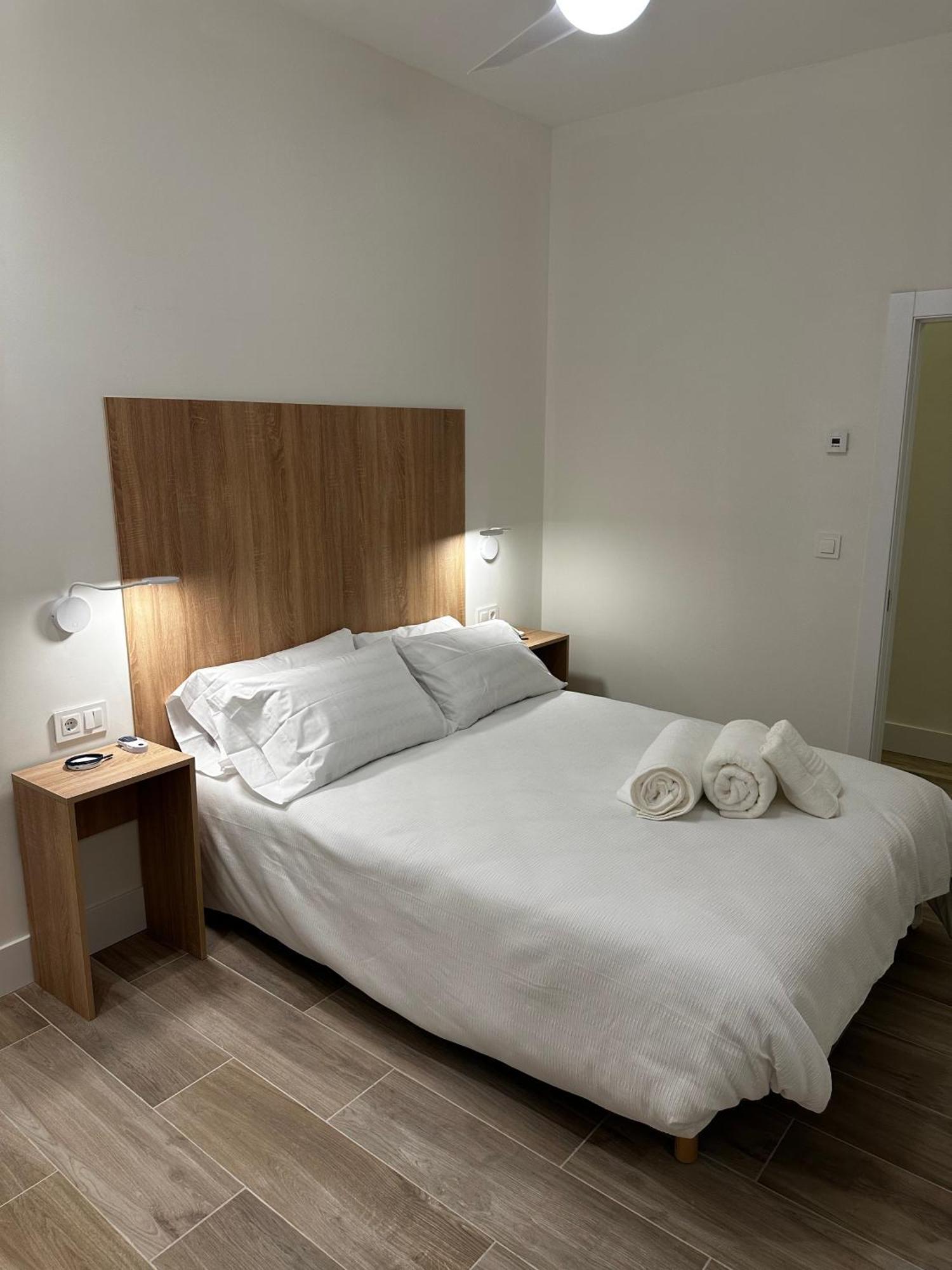 Apartamentos Moncloa Madrid Eksteriør bilde